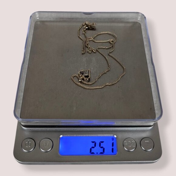(2/$20) V. Amway Dainty Heart Pendant Necklace - Picture 6 of 6